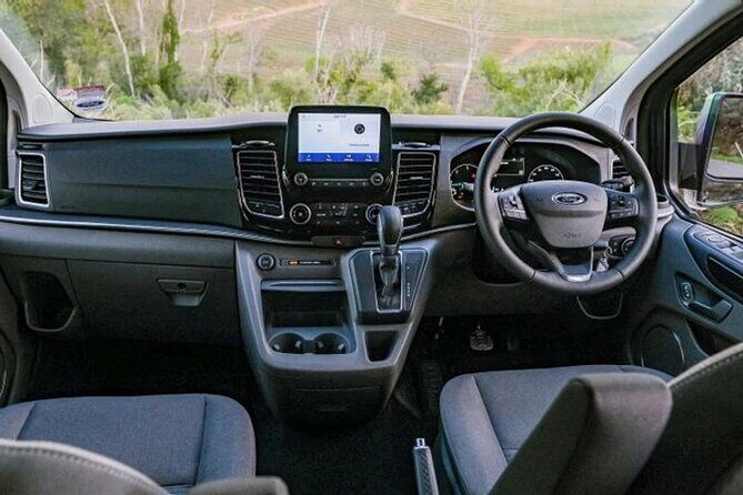 8 Seater Van - Malta International Airport to Hotel/Accommodation - Opening Hours and When This Transfer Makes Sense