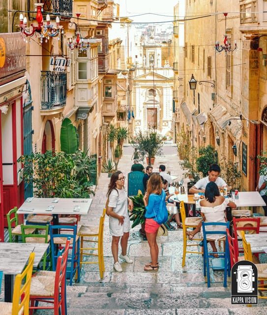 An Unforgettable Lunch Experience at Koccio Valletta - Service Style and the Pace of the Afternoon