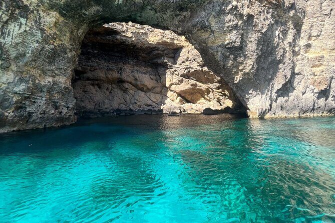 Blue Lagoon Ferry and Caves Tour - Getting started at VapurGhajnsielem and Mgarr Gozo
