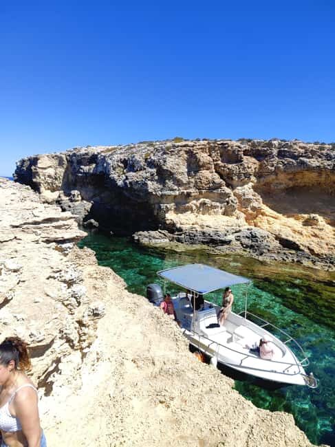 Comino Blue Lagoon: Private Boat Charter (2 Hours) - The Real Cost: $247 Per Boat Plus Approx. €40 Fuel
