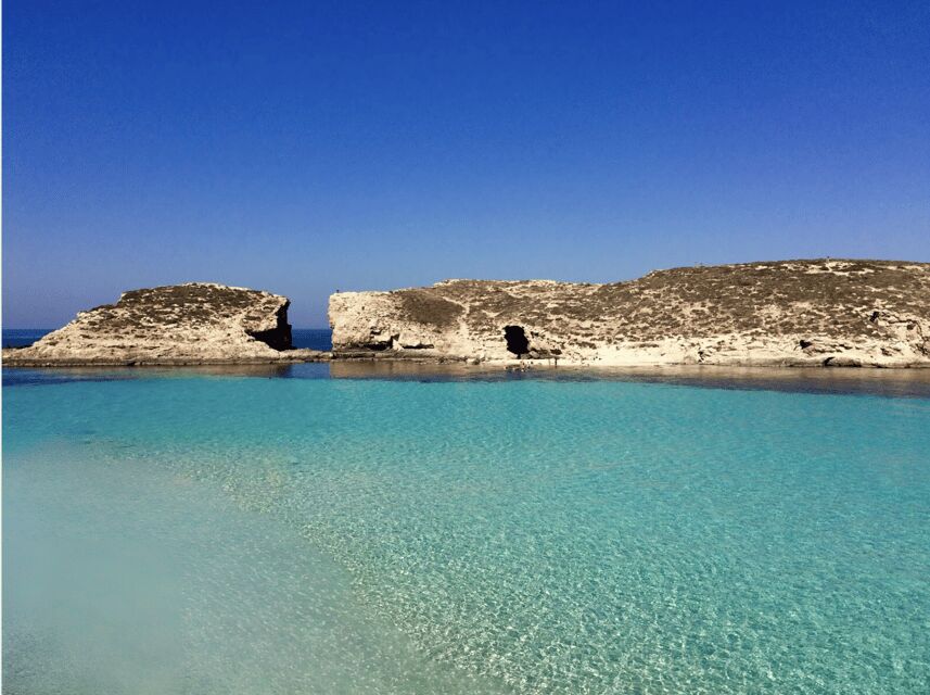Comino's Best in a Flash: Caves, Coves & Beaches Boat Tour - Blue Lagoon starts the story, then you move to calmer water
