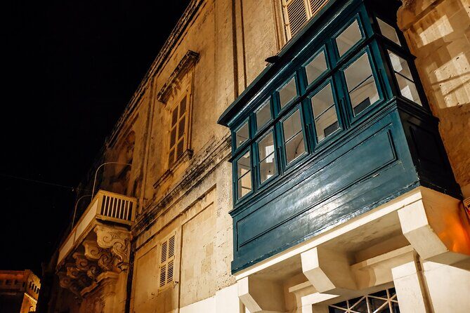 Dark Tales in an Mdina Palazzo - Guided Tour - Meeting at Mdina Gate: get oriented before the stories start