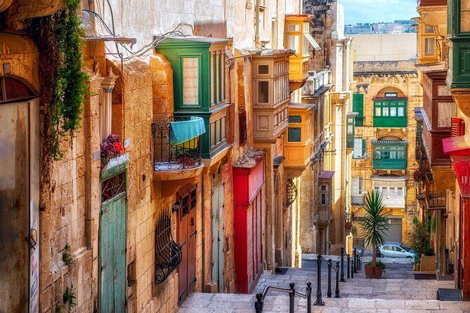 Deluxe Malta Tour for Cruise Passengers - Stop 5: Grand Master’s Palace—A Short Palace Stop With Big Visual Impact
