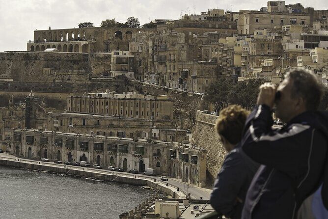 Discover Valletta Private Walking Tour - Insider Tour - Palazzo De La Salle: a “who lived here” puzzle