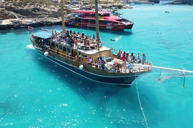 Fernandes Gozo & Comino - Stop 1: Gozo’s secluded bay swim break