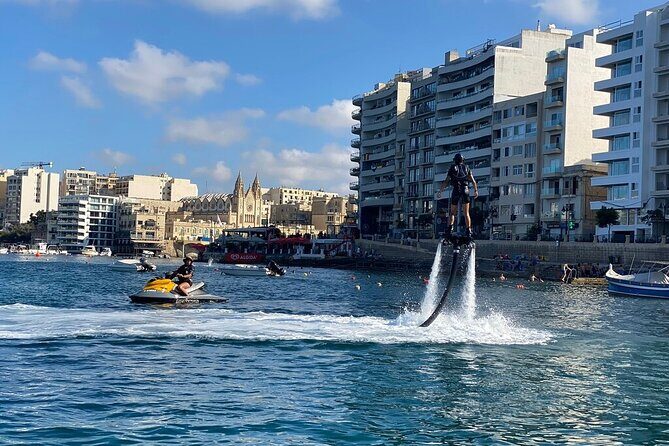 Flyboard Teaser Flight (20min) - Safety and helmet coaching: why it feels manageable