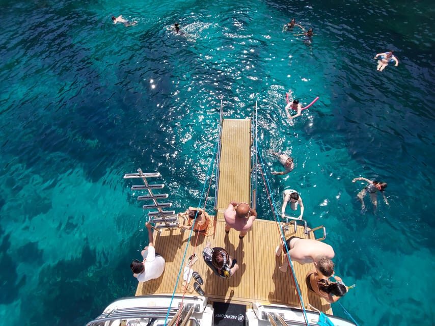 From Mellieha: Three Bay Cruise including the Blue Lagoon - From Mellieħa to Comino and Gozo: what this 6-hour cruise is really like