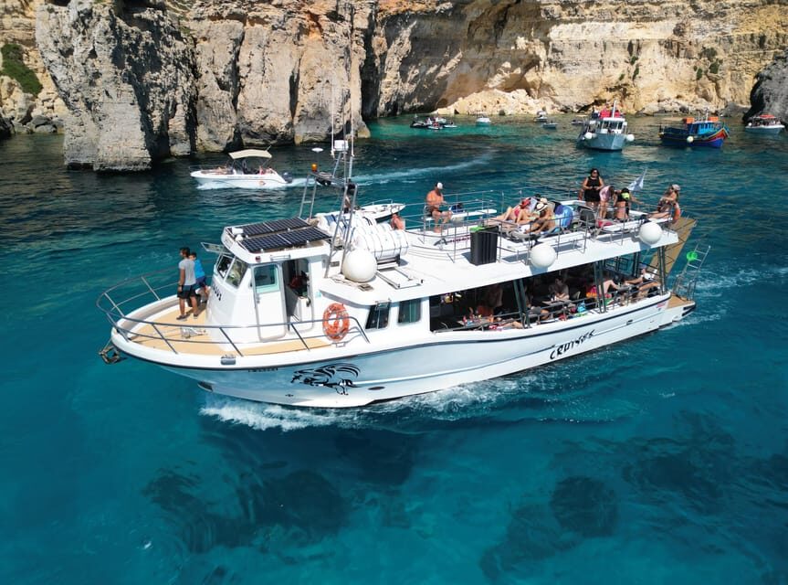 From Mellieha: Three Bay Cruise including the Blue Lagoon - The return cruise: Santa Maria Caves and Elephant Head