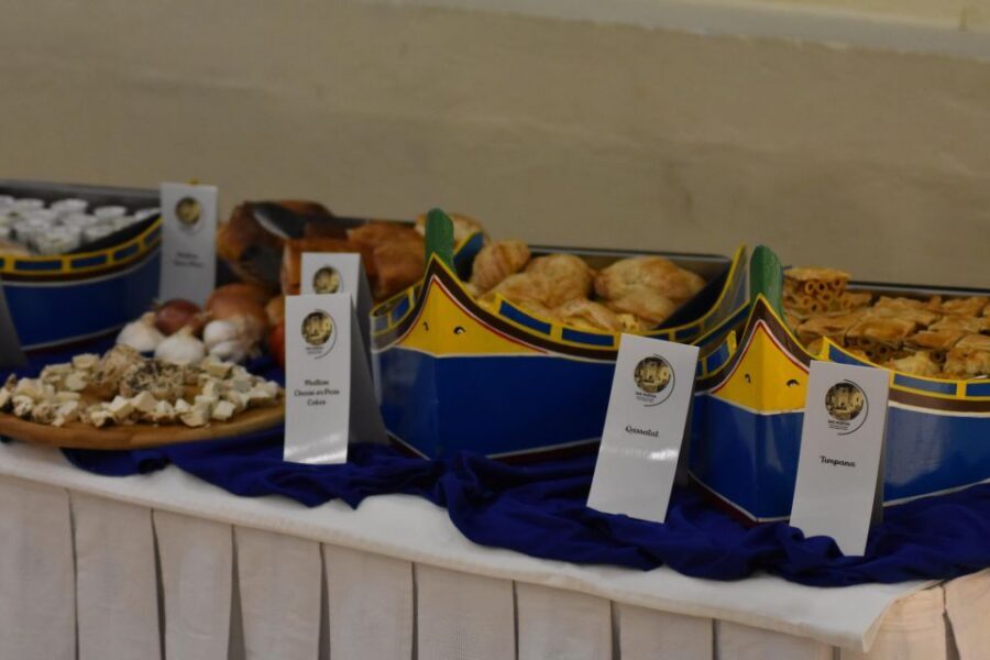 From Mosta: City Highlights Tour of Mosta with Buffet Lunch - Markiż Mallia Tabone Farmhouse: Culture in a Former Home
