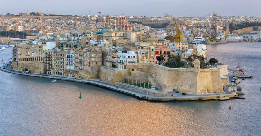 From Sliema: Cruise Around Malta's Harbours & Creeks - Manoel Island and the Yacht Marinas: Malta’s Water World on Display