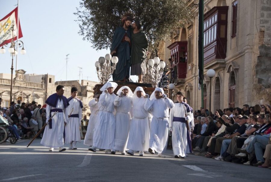 Good Friday Easter Procession with Commentary and Transport - Getting There and Back: Hotel Pickup, Drop-Off, and an Air-Conditioned Ride