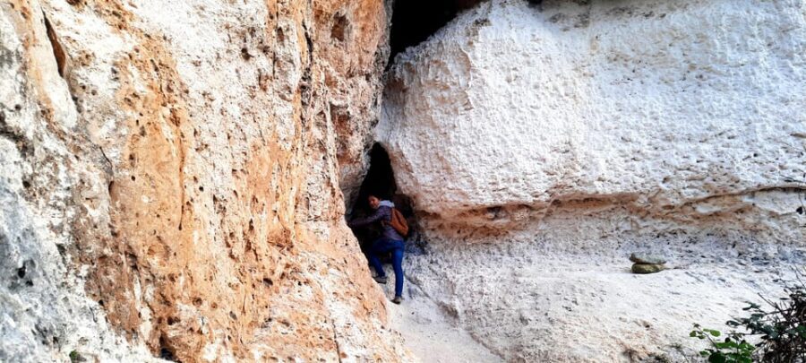 Gozo Unveiled: Guided Hiking in Gozo - South East - Cave exploration and the Hole in the Wall passage