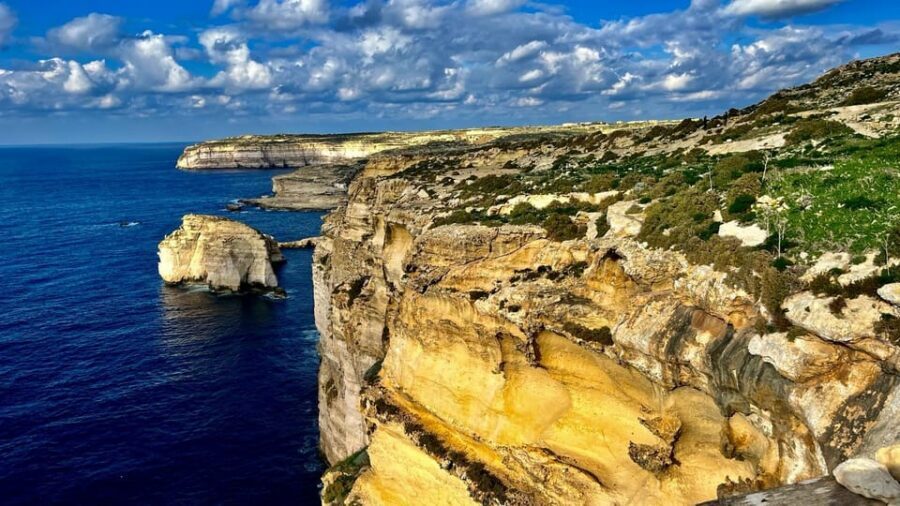 Gozo Unveiled: Guided Hiking in Gozo - The West - What to bring (and what to avoid) so the hike feels fun