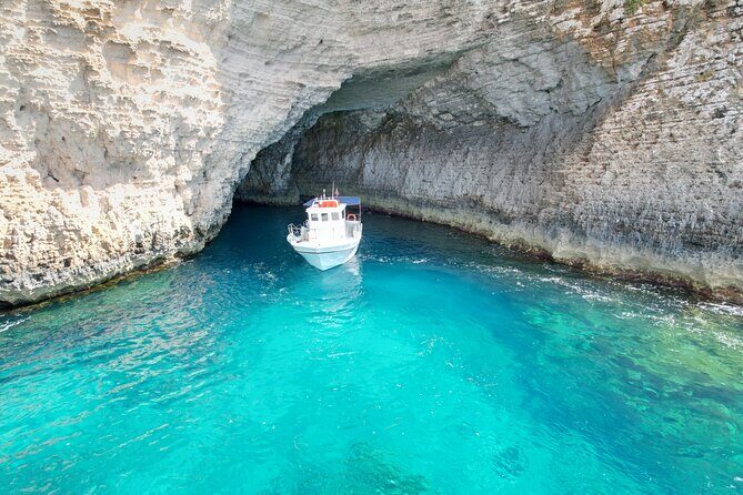 Half Day Blue Lagoon, Comino, Gozo and Malta Private Boat Trip - San Niklaw Bay (Comino): A Quieter Break in the Middle of the Trip