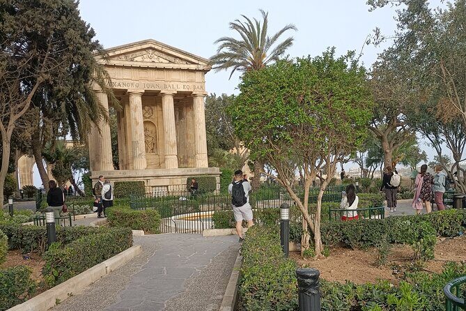 Half Day Guided Walking Tour in Valletta - Merchant Street Market: a lively street stop that grounds the history