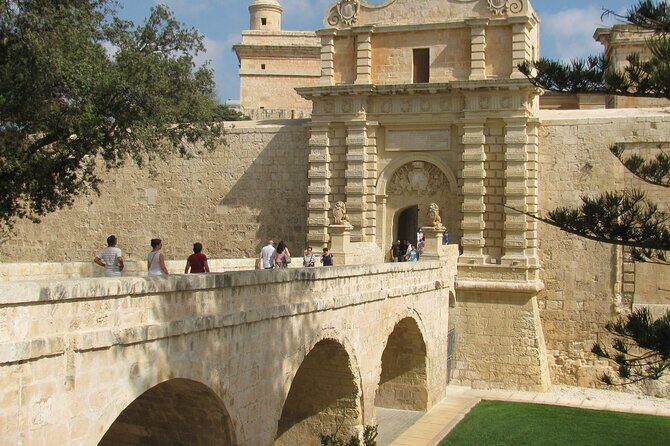 Half Day Private Tour around the Island in Malta - Mdina (Città Vecchia/Città Notabile): Fortified-Stone Walking Without the Group Rush