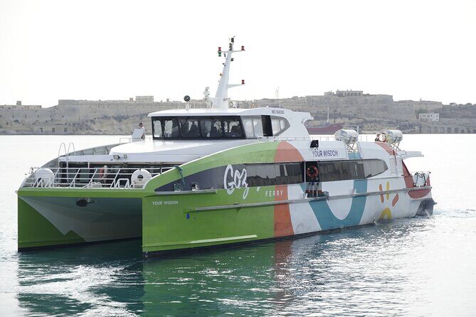 Highspeed Catamaran Crossing Between Malta and Gozo - Your luggage, your pets: the rules that reduce stress