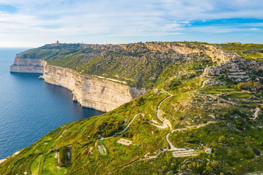 Malta: 5-Day Tours Package with Gozo Island and Transfers - Guide quality and language setup: plan for uneven depth