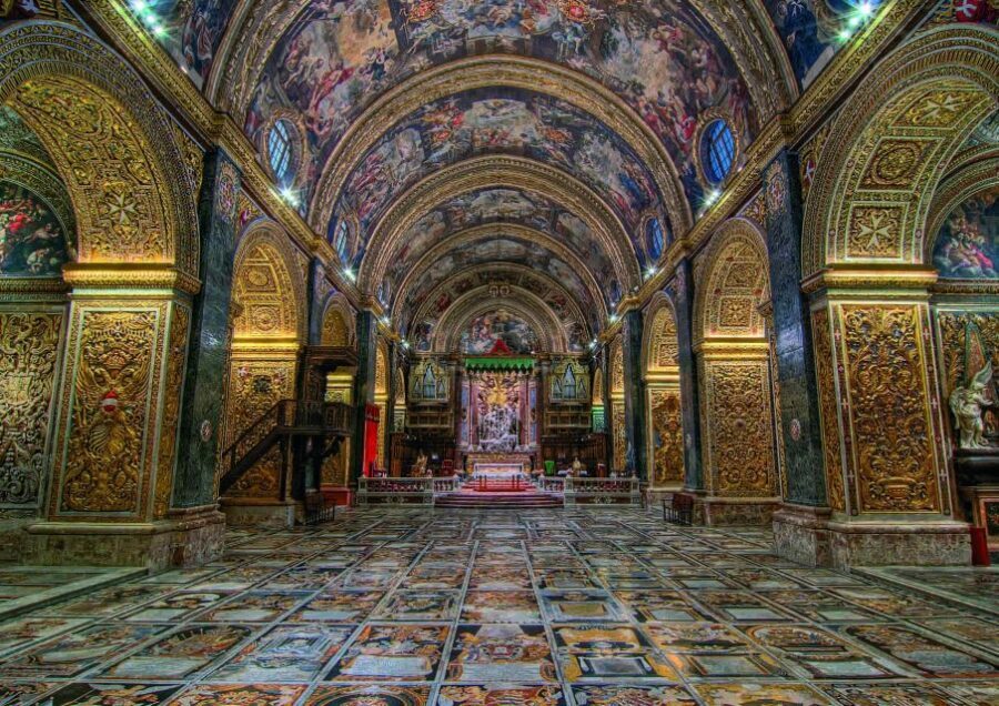 Malta: 5-Day Tours Package with Gozo Island and Transfers - Mdina, Rabat, Dingli and Mosta: a full day of Malta’s older heart