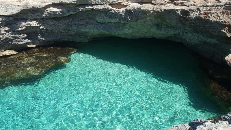 Malta: Comino, Blue Lagoon, + Sea Caves Day Trip - Crew and captain: safety, energy, and being well run