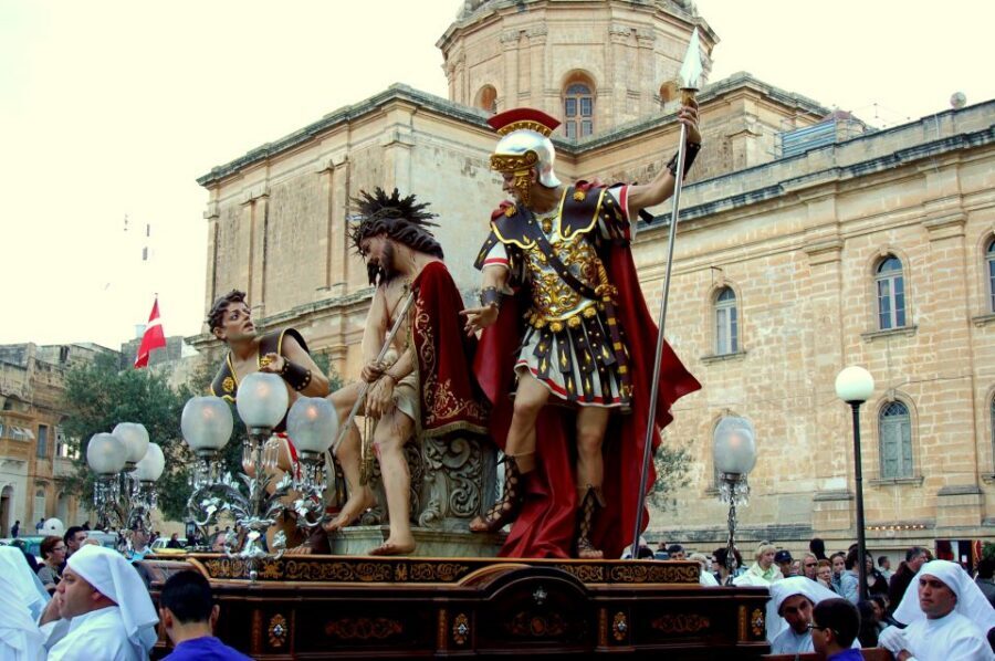 Malta: Good Friday Afternoon Procession with Transportation - Dress Code and Comfort: Staying Respectful and Warm