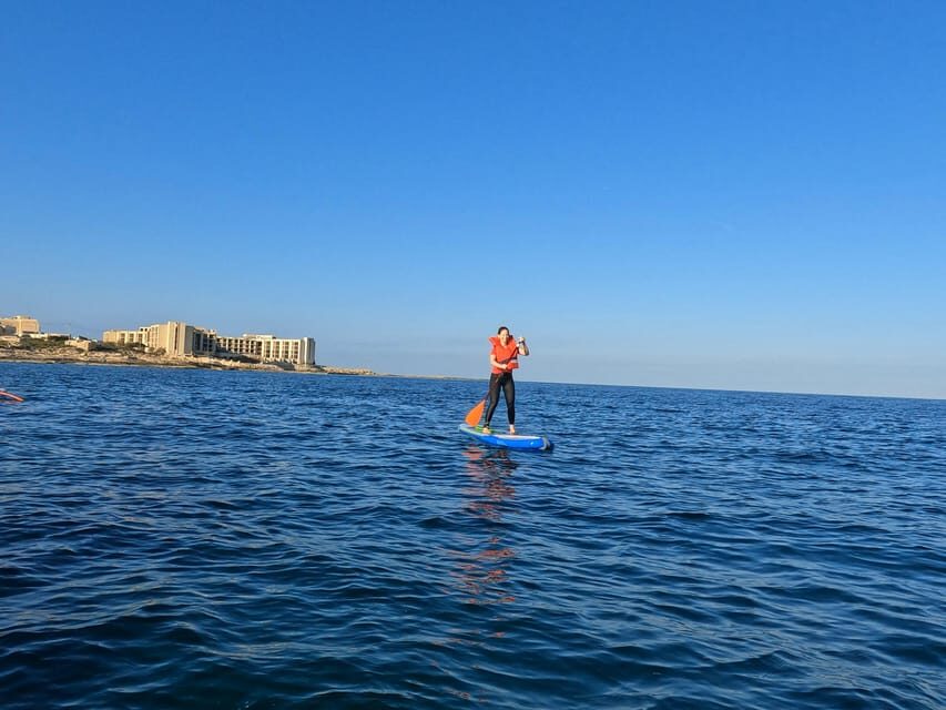 Malta: Guided SUP Tour - When the wind shifts: kayak backup and real flexibility
