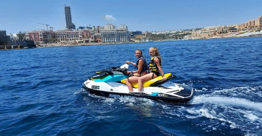 Malta: Jet Ski Rental - Why St George’s Bay is a great jet ski base in Malta