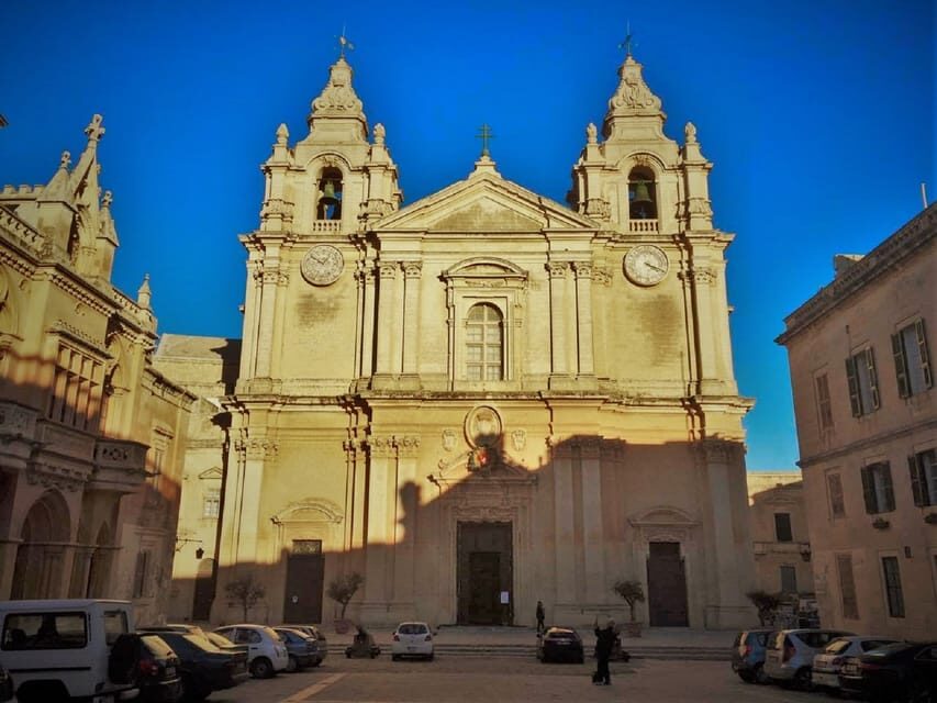 Malta: Mdina and Rabat Walking Tour with Catacombs - Crossing Into Rabat: How Two Towns Share One Story