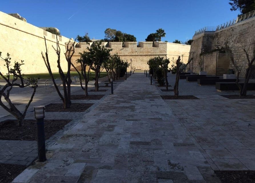 Malta: Mdina and Rabat Walking Tour with Catacombs - Meeting Point and What to Bring (So You Don’t Lose Time)