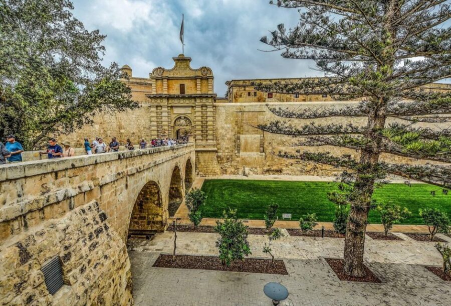 Malta: Mdina, Dingli Cliffs and San Anton Botanical Gardens - How the Timing Really Feels (4 Hours, Three Stops)