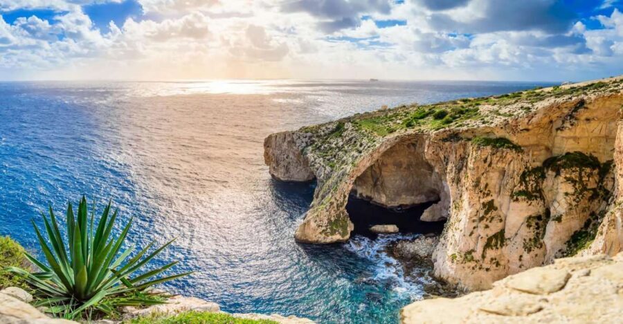 Malta: Prehistoric Temples, Limestone Heritage & Blue Grotto - Ħaġar Qim: UNESCO temples with real weight (and sea views)