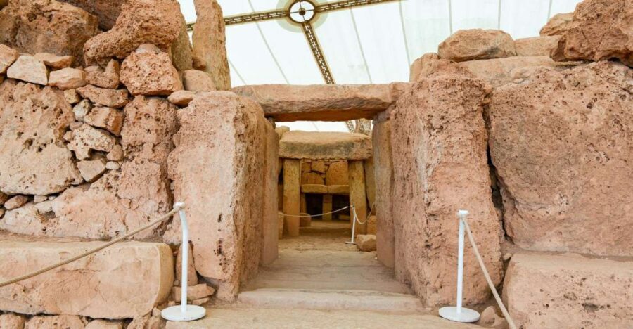 Malta: Private Half-Day Archeological Sites Tour - Tarxien Temple: why you start with carvings and spirals