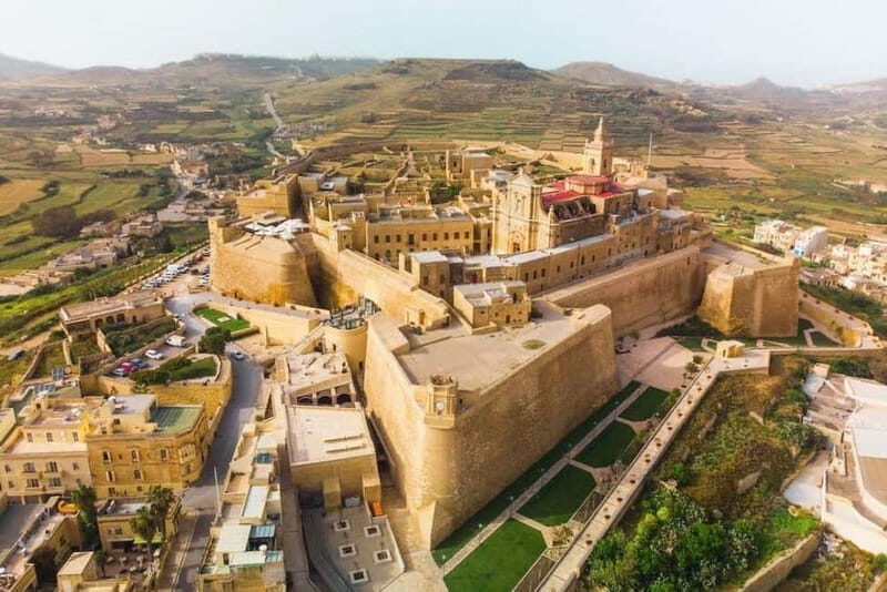 Malta: Private Jeep Tour of Gozo with Lunch - Key things that make this Gozo jeep day work