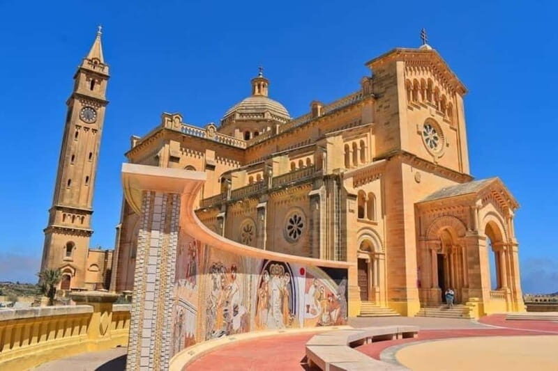 Malta: Private Jeep Tour of Gozo with Lunch - The main event: rugged roads, villages, and the kind of stops you can actually enjoy