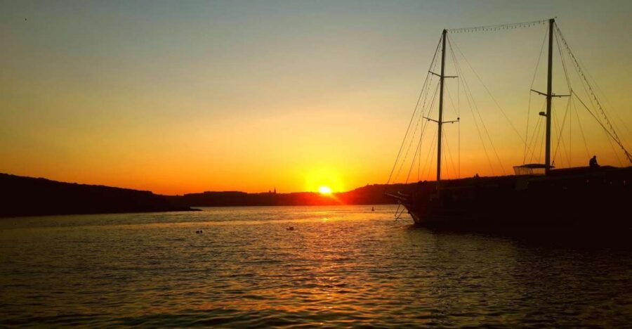 Malta: Private Sunset Boat Trip to Comino and Blue Lagoon - Crystal Lagoon Stop: Snorkeling Time in Clear Water