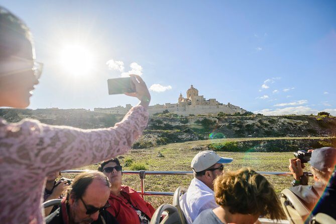 Malta Shore Excursion: Hop-On Hop-Off Bus Tour + Bookable Extras - North Route: Bugibba to Valletta, with Mosta Church and Mdina Gate in reach