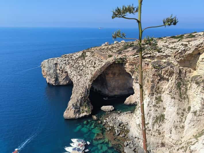 Malta tour 3Cities , Marsaxlok ,Blue grotto Hagar qim - Three Cities circuit: Senglea, Cospicua, and Vittoriosa in a short, walkable run