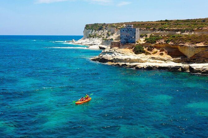 Malta: Ultimate Kayak Adventure - The 1-hour schedule: St Thomas Bay to Munxar