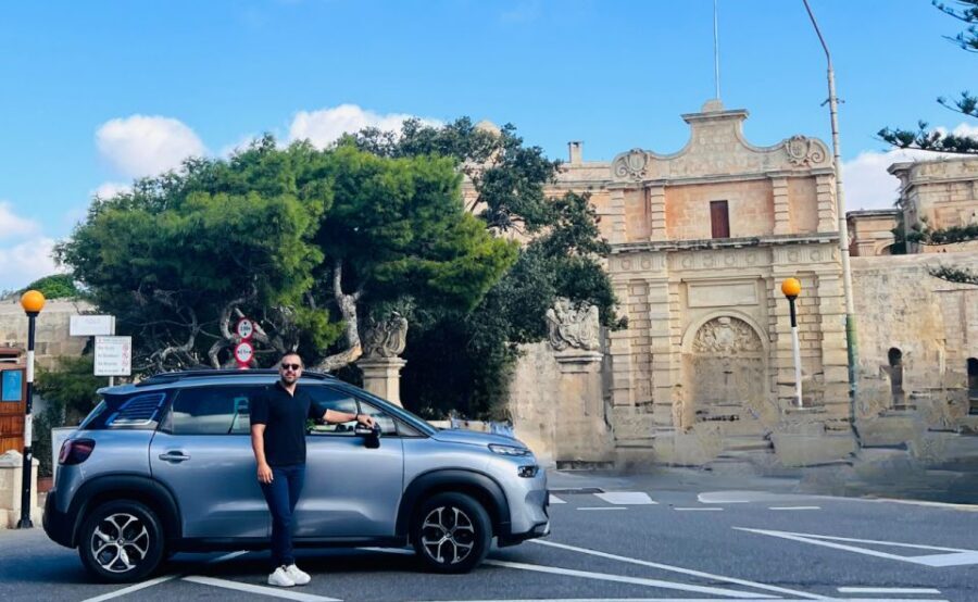 Malta: Valletta, Marsaslokk, Blue Grotto, Hagar Qim & Mdina - Blue Grotto cave light: what the boat ride really gives you
