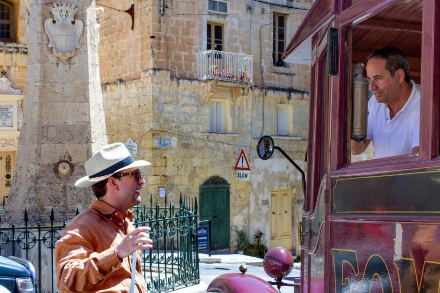 Malta: Vintage Bus Ride through the Three Cities - Riding a 1928 Vintage Bus Through Malta’s Cottonera