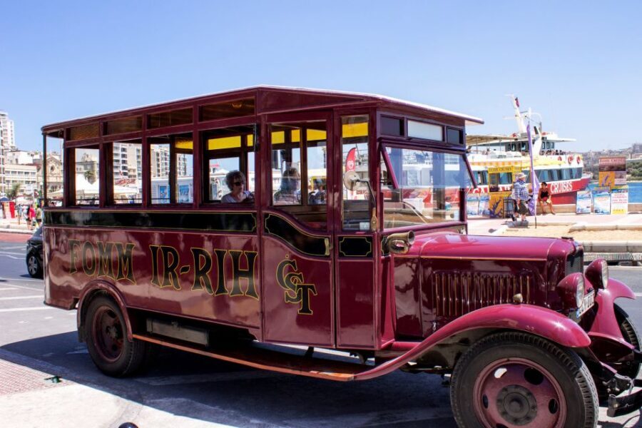 Malta: Vintage Bus Ride through the Three Cities - Cospicua First: Fortification Walls and Neolithic Roots