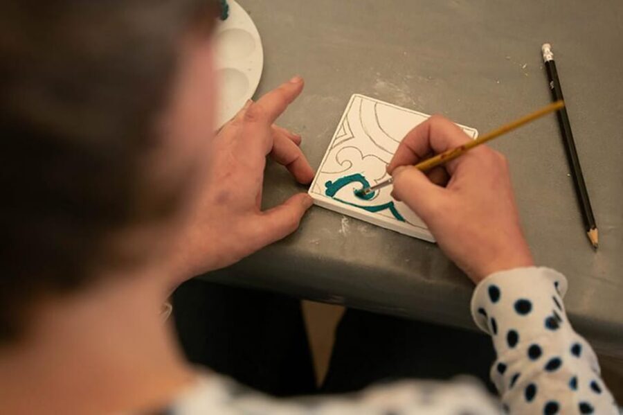 Maltese Tile - Souvenir painting workshop with local - What I like: a real craft, not a rushed demo