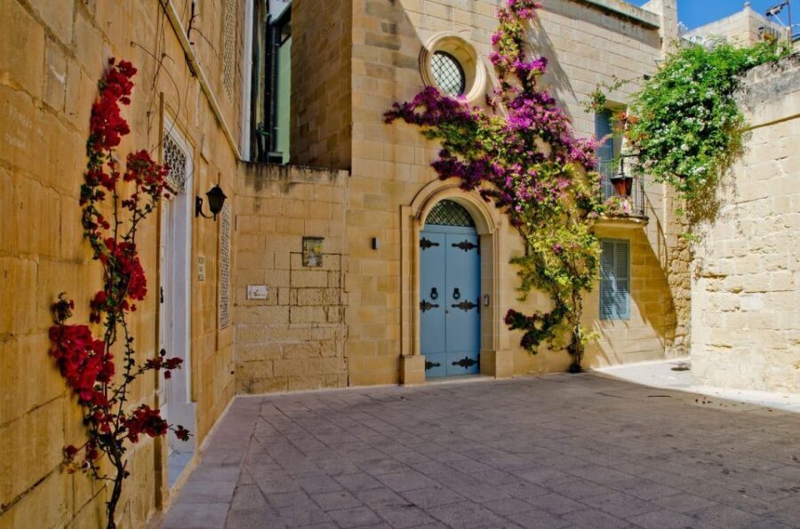 Mdina: Private Historical City Walking Tour with Rabat Town - What to expect on the walk day: realistic pacing and stops