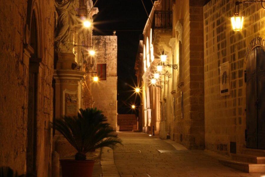 Mdina: Valletta Waterfront Area, Mdina, and Rabat Night Tour - A 3-hour Malta night circuit: what you actually see