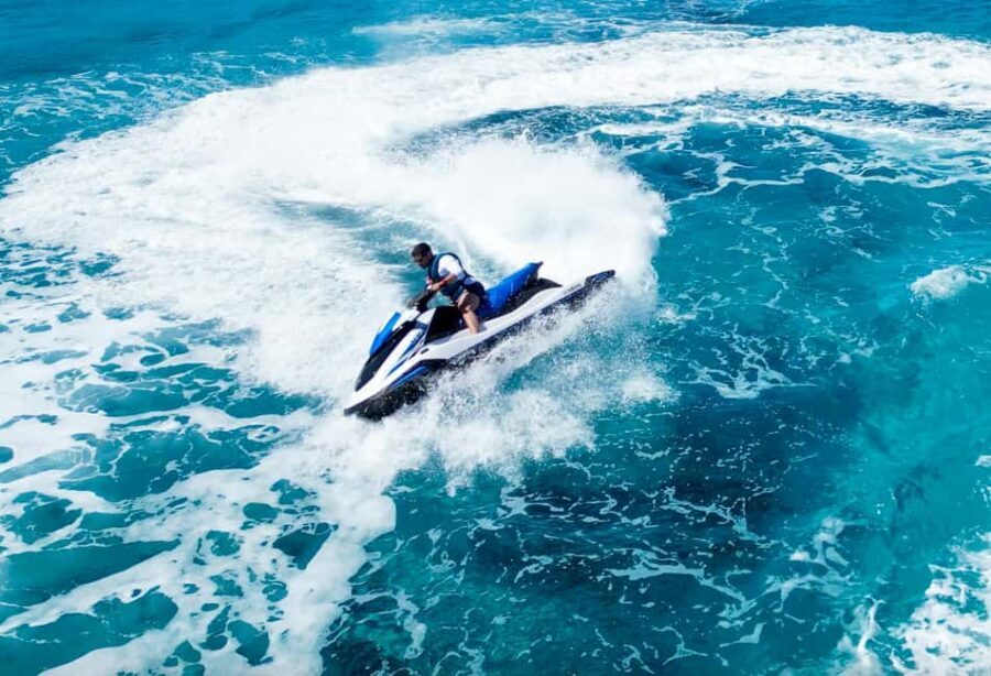 Mellieha: Jet Ski Rental - The 10-Minute Ride: Malta’s Coast, Breeze, and Secluded Spots