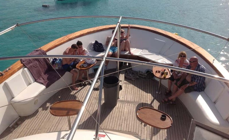 Mellieha: Round Comino, Blue Lagoon & Gozo Cruise with Water - The return ride: Gozo from the sea and a quick stop at Mġarr Harbour