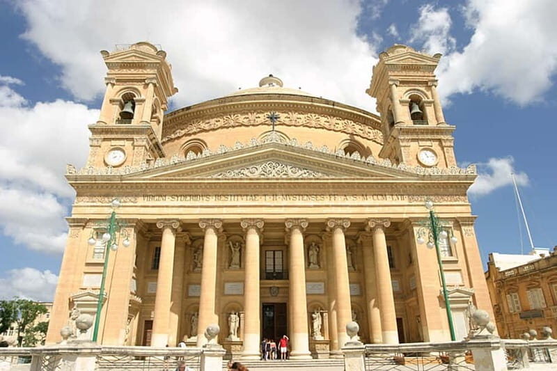 Mosta, Crafts Village, Mdina & Valletta Full-Day inc Platter - Mosta Rotunda and the 3rd Largest Unsupported Dome