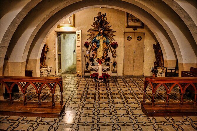 Mysteries in a Valletta Monastery - Guided Tour - Why the guided explanation is the real attraction