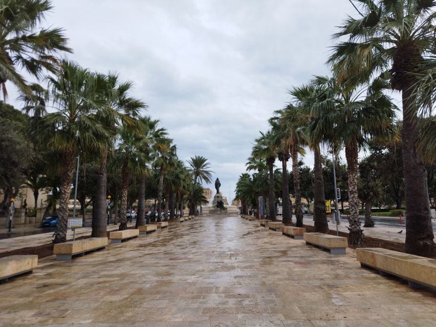 On the Footsteps of the Knights - Valletta and Vittoriosa - Reading Valletta’s UNESCO fortifications like a map in stone