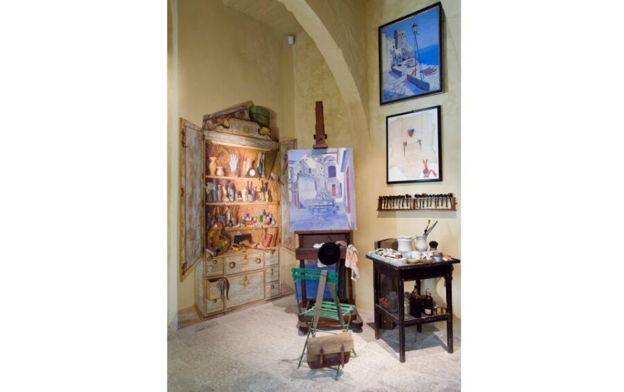 Palazzo Falson Historic House Museum entrance ticket - Collections spotlight: silver, rugs, armoury, and the 3,500-object scale